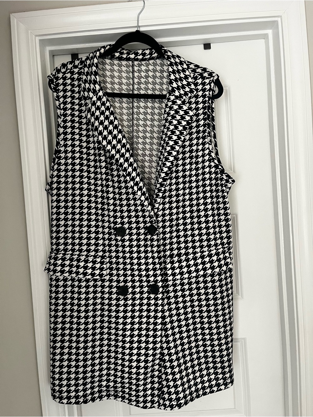 Houndstooth Vest
